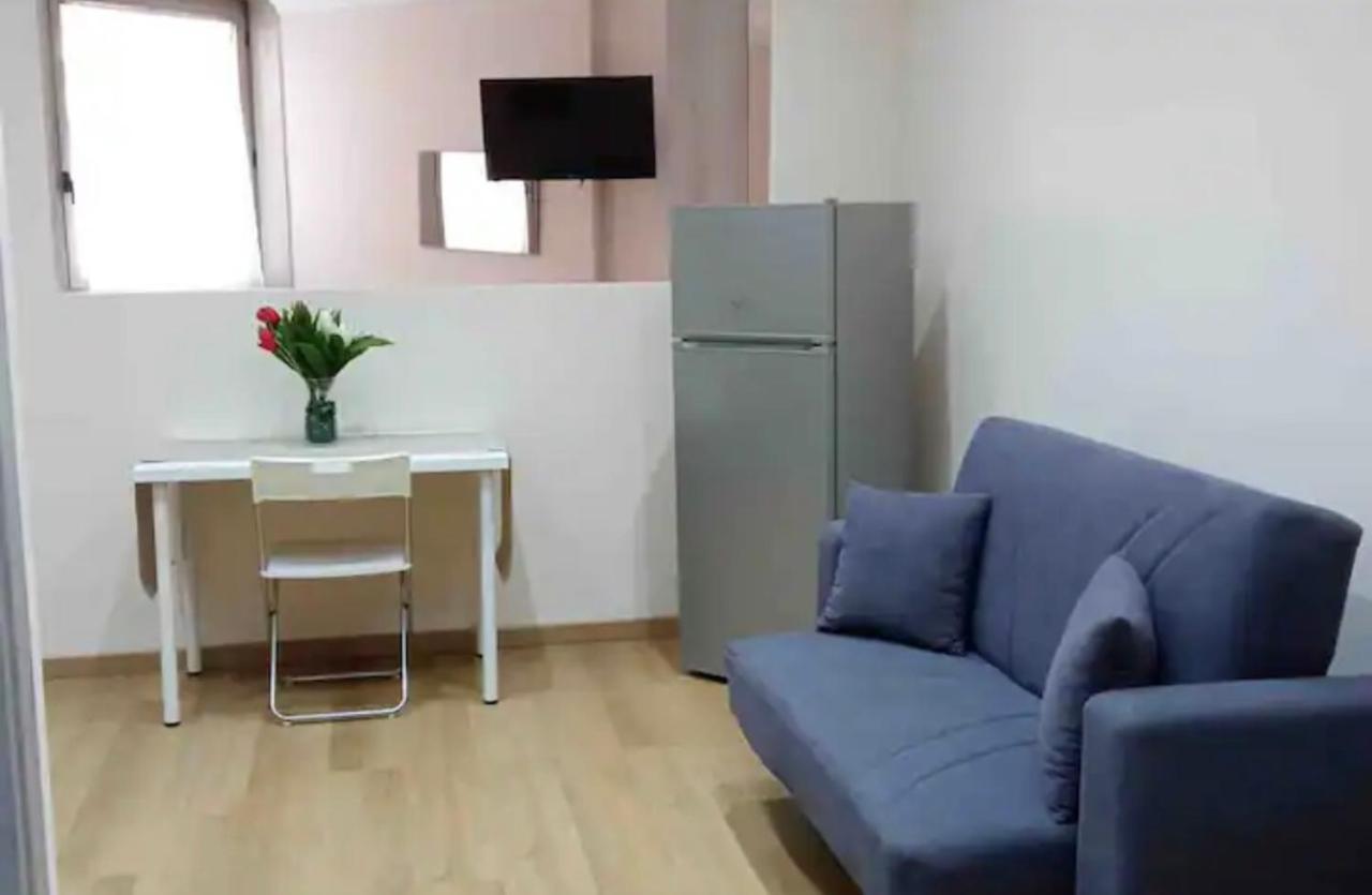 Roomors Of - Business District 2 *